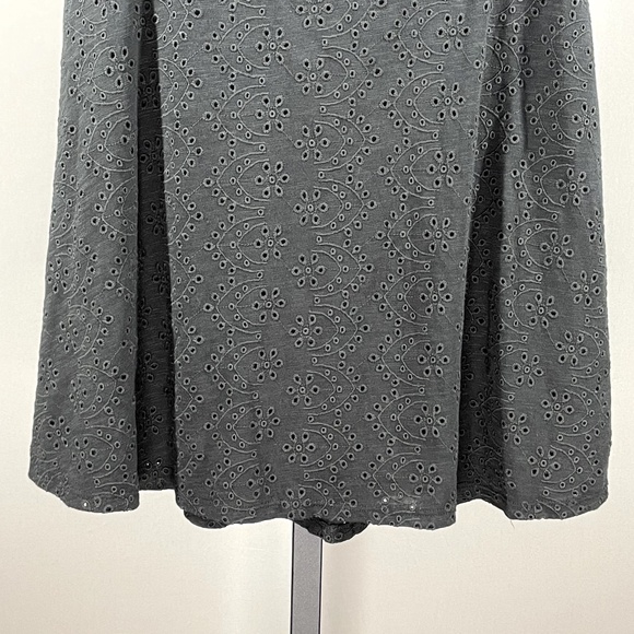 NEW Hollister Skirt Womens Large Black Floral Eyelet casual preppy - Picture 3 of 12